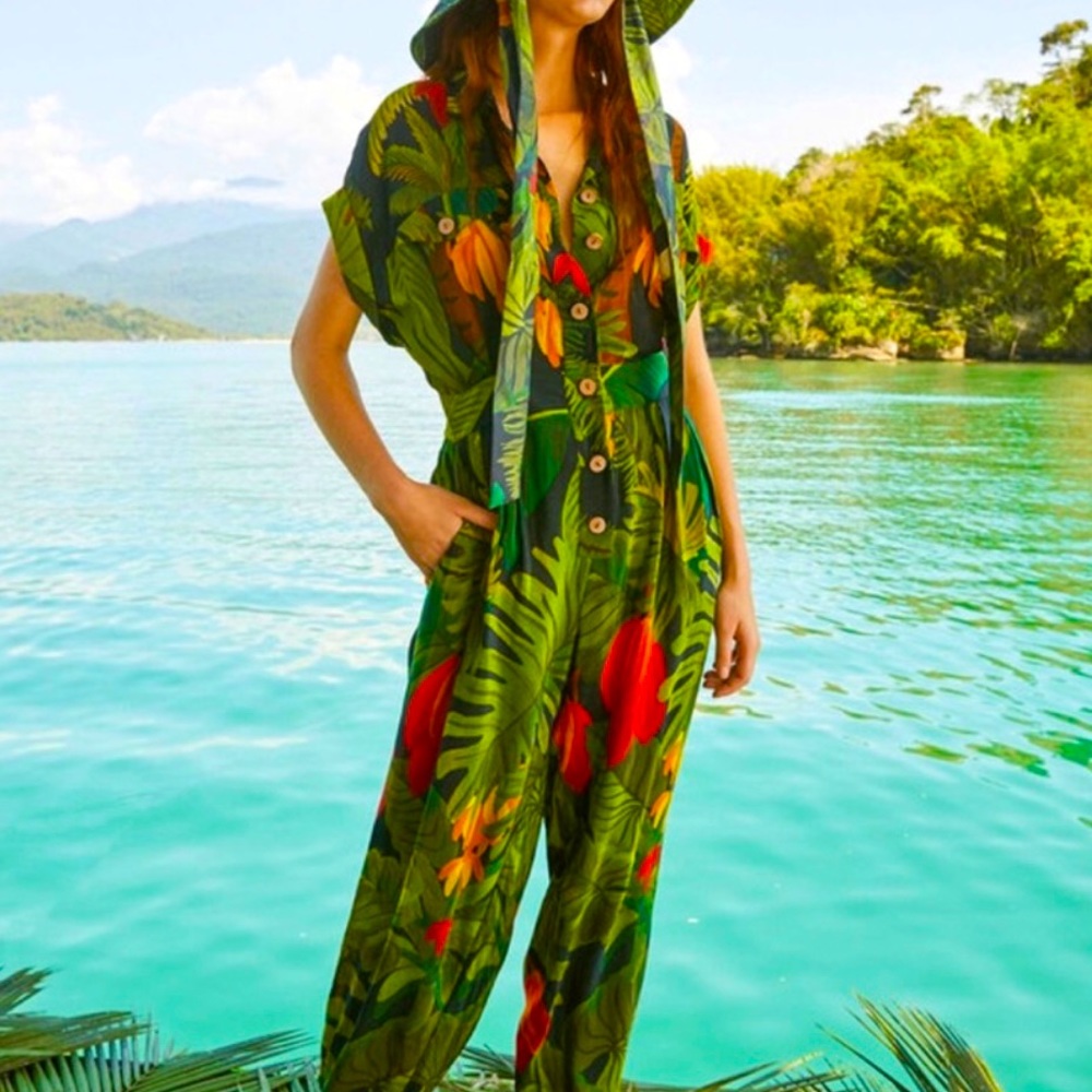 BRAND NEW WITH TAGS FARM RIO COCOA FOREST JUMPSUIT!